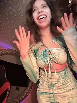 Masturbate to StripChat's Queentaraf999 Queentaraf999 from StripChat