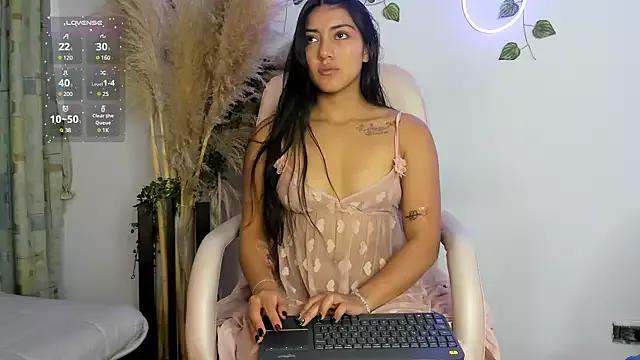 Watch sexy performer Quiinn_bx Quiinn_bx from StripChat