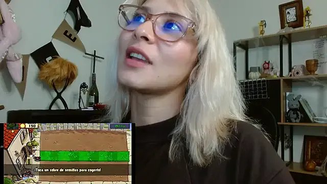 Ramona_Flower from StripChat