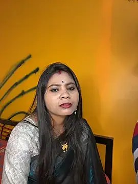 RedQQueen from StripChat