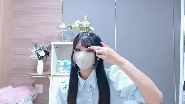 Ruru-shuv from StripChat