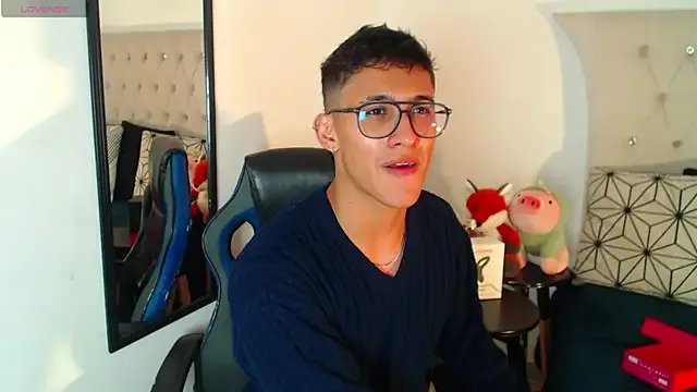 SalvadorFit from StripChat