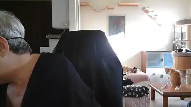 simona60 from StripChat