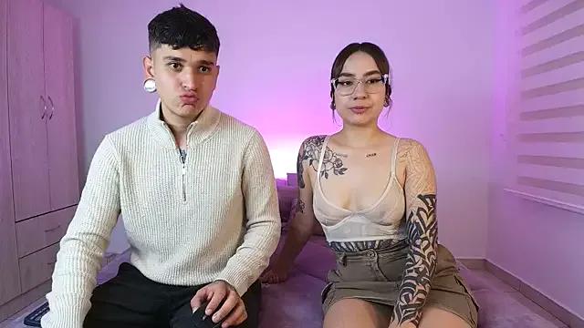 Sky_Intimate from StripChat