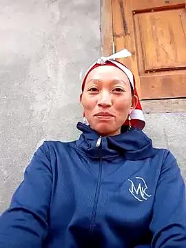 tcm-cute from StripChat