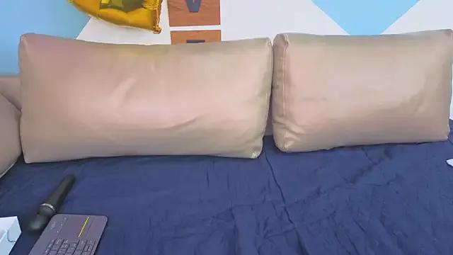 Victoria_Fallon from StripChat