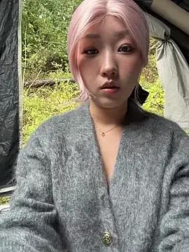 Sweet Winter11 wants you to fuck her body now winter11 from StripChat